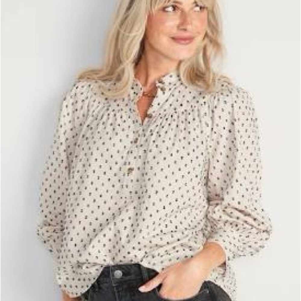 Women's Cream Clip Dot Blouse